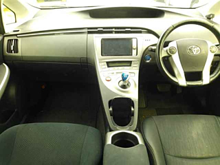 TOYOTA PRIUS 2012