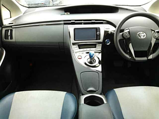 TOYOTA PRIUS 2013