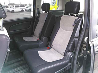NISSAN SERENA 2013