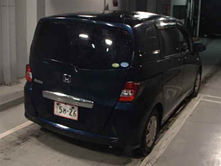 HONDA FREED 2010