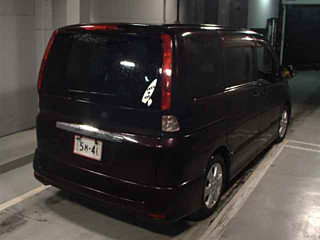 NISSAN SERENA 2010