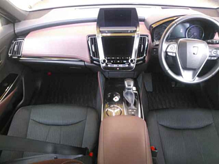 TOYOTA CROWN 2019