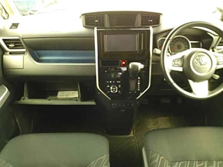 TOYOTA ROOMY 2019