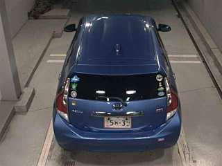 TOYOTA AQUA 2015