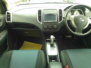 NISSAN WINGROAD 2010