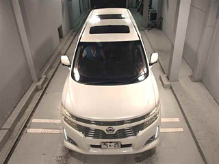 NISSAN ELGRAND 2011