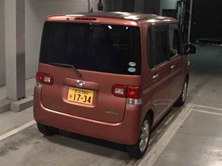 DAIHATSU TANTO 2010