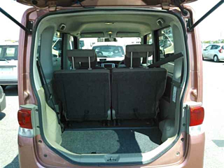 DAIHATSU TANTO 2010