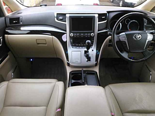 TOYOTA ALPHARD 2012