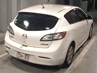 MAZDA AXELA 2010