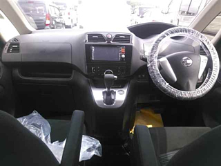 NISSAN SERENA 2013