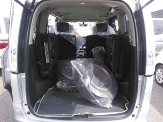 NISSAN SERENA 2013