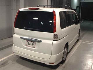 NISSAN SERENA 2010