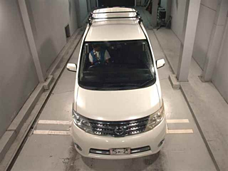 NISSAN SERENA 2010