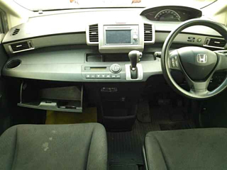 HONDA FREED 2013