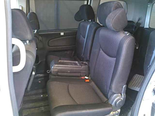 NISSAN SERENA 2013