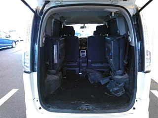 NISSAN SERENA 2013