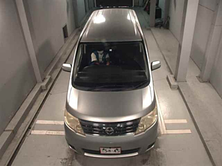 NISSAN SERENA 2010