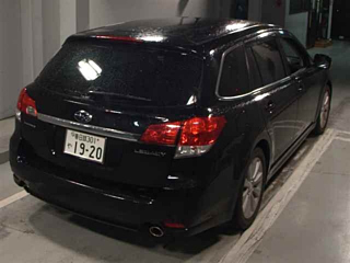 SUBARU LEGACY 2011