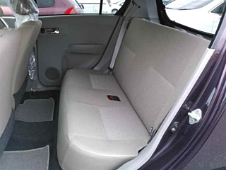 DAIHATSU MIRA E S 2012