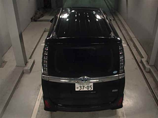 TOYOTA VOXY 2017