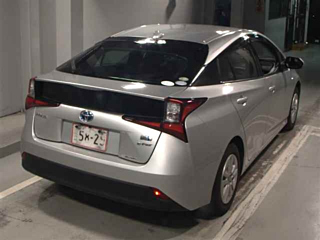 TOYOTA PRIUS 2019