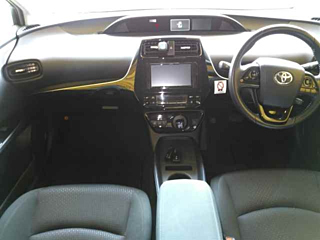 TOYOTA PRIUS 2019