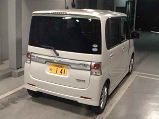 DAIHATSU TANTO 2009