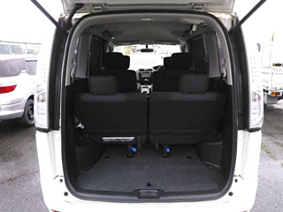 NISSAN SERENA 2012