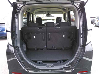 TOYOTA ROOMY 2024