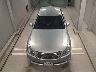 TOYOTA CROWN 2010