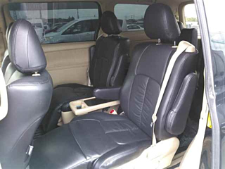 TOYOTA VELLFIRE 2013