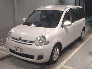 TOYOTA SIENTA 2009