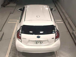 TOYOTA AQUA 2015