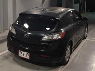 MAZDA AXELA 2010