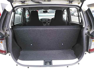 DAIHATSU MIRA E S 2020