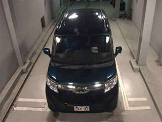 TOYOTA ROOMY 2019