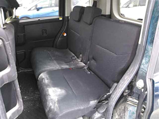 TOYOTA ROOMY 2019