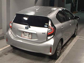 TOYOTA AQUA 2020