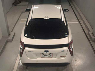 TOYOTA PRIUS 2018