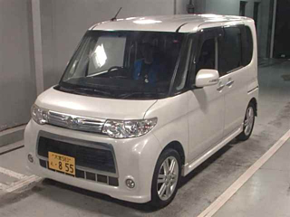 DAIHATSU TANTO 2012