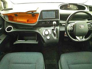 TOYOTA SIENTA 2016