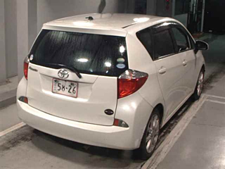 TOYOTA RACTIS 2013