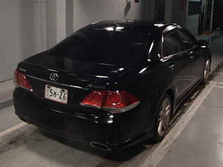 TOYOTA CROWN 2010