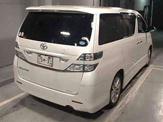 TOYOTA VELLFIRE 2010