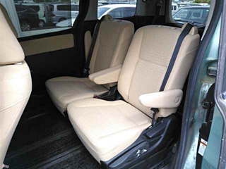 TOYOTA NOAH 2014