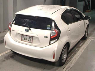 TOYOTA AQUA 2020