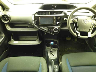 TOYOTA AQUA 2020