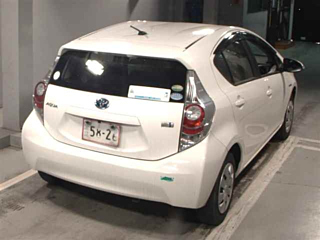 TOYOTA AQUA 2014