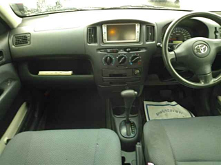 TOYOTA SUCCEED 2010